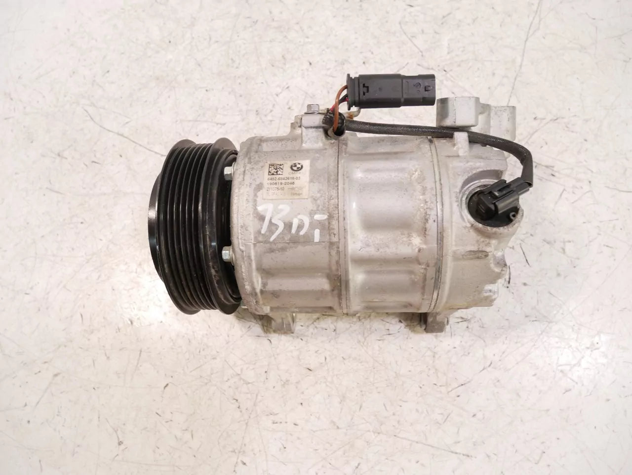 Compresor de aire acondicionado BMW 1,5 sDrive 18i B38A15A B38 6842618