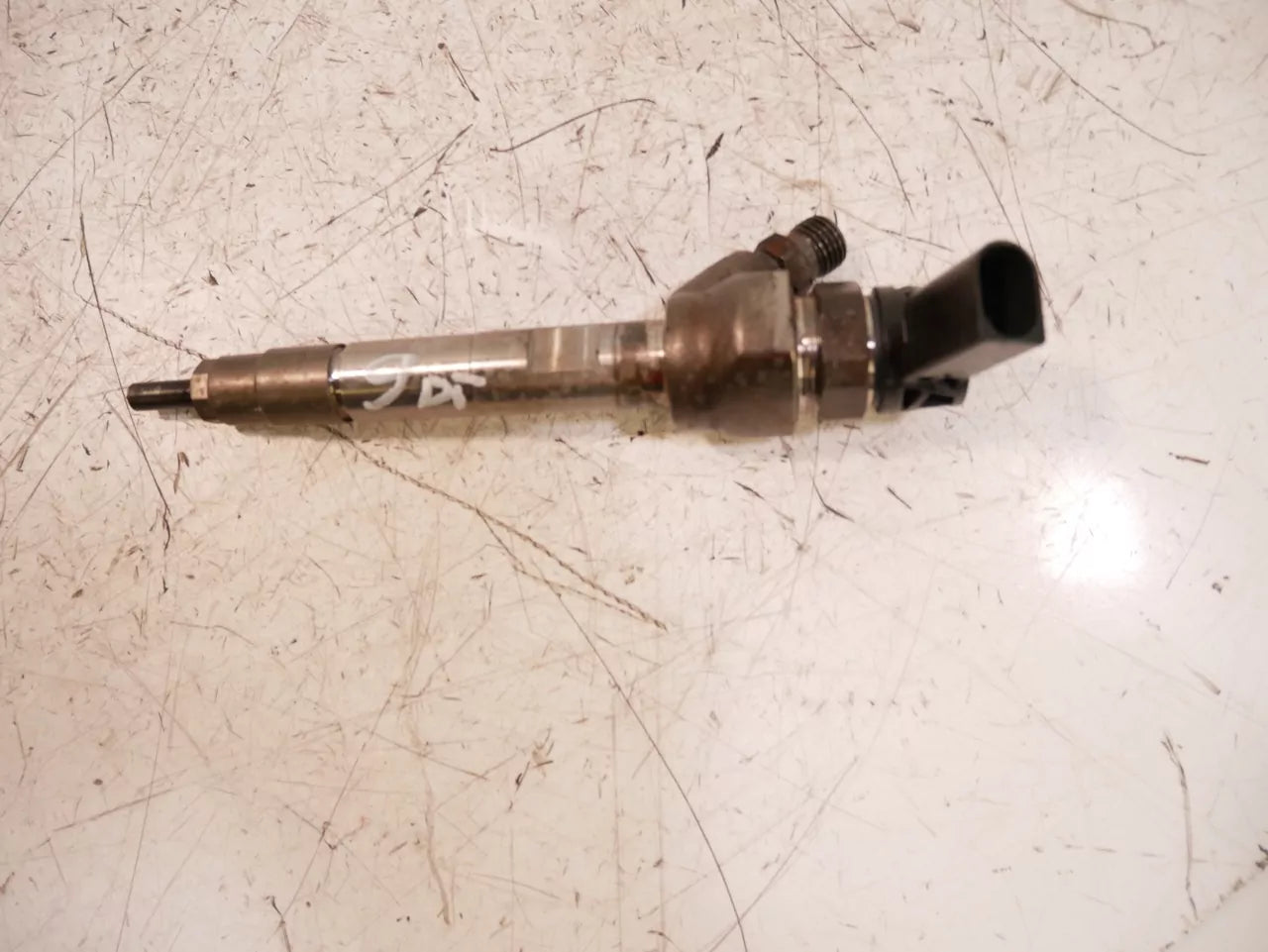 Inyector Boquilla de inyección BMW 1,5 d B37D15A B37 8511630