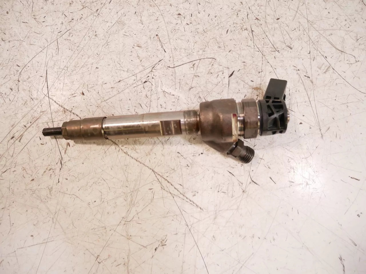 Inyector Boquilla de inyección BMW 1,5 d B37D15A B37 8511630