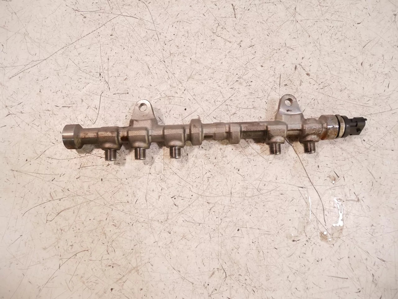 Rampa inyectora Opel 1,3 CDTI A13DTC 55573331