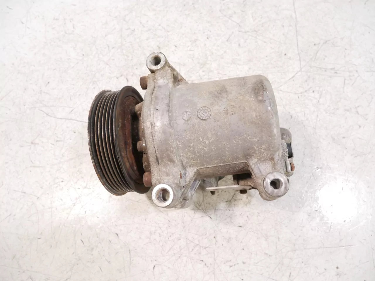 Compresor de aire acondicionado Opel 1,5 D Diesel D15DT DV5RUCD 9830148880