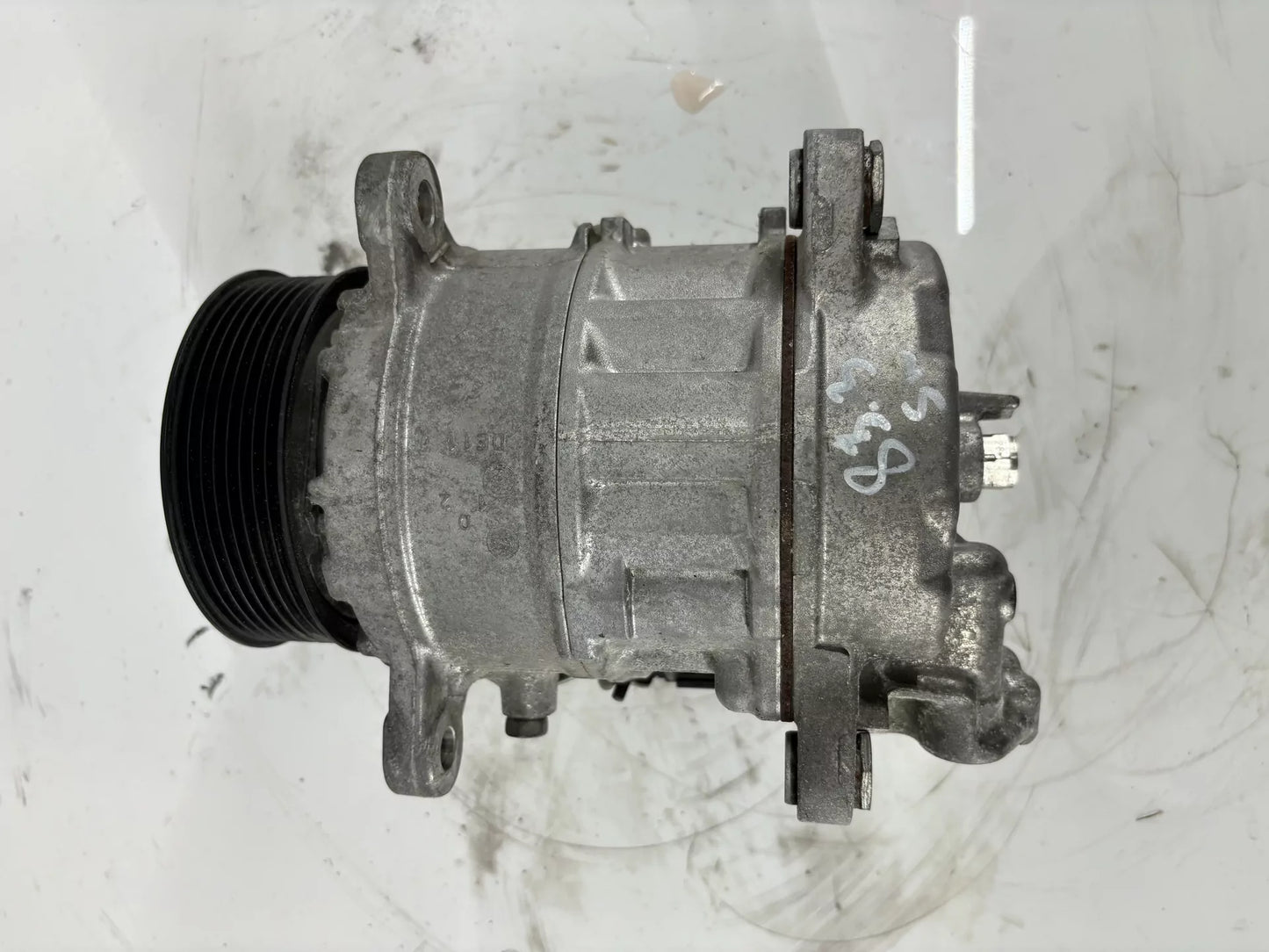 Compresor de aire acondicionado BMW 2,0 d 520d B47D20B B47 7948806