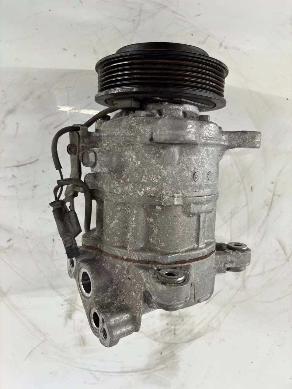 Compresor de aire acondicionado BMW 2,0 d 118d B47D20A B47 9299328