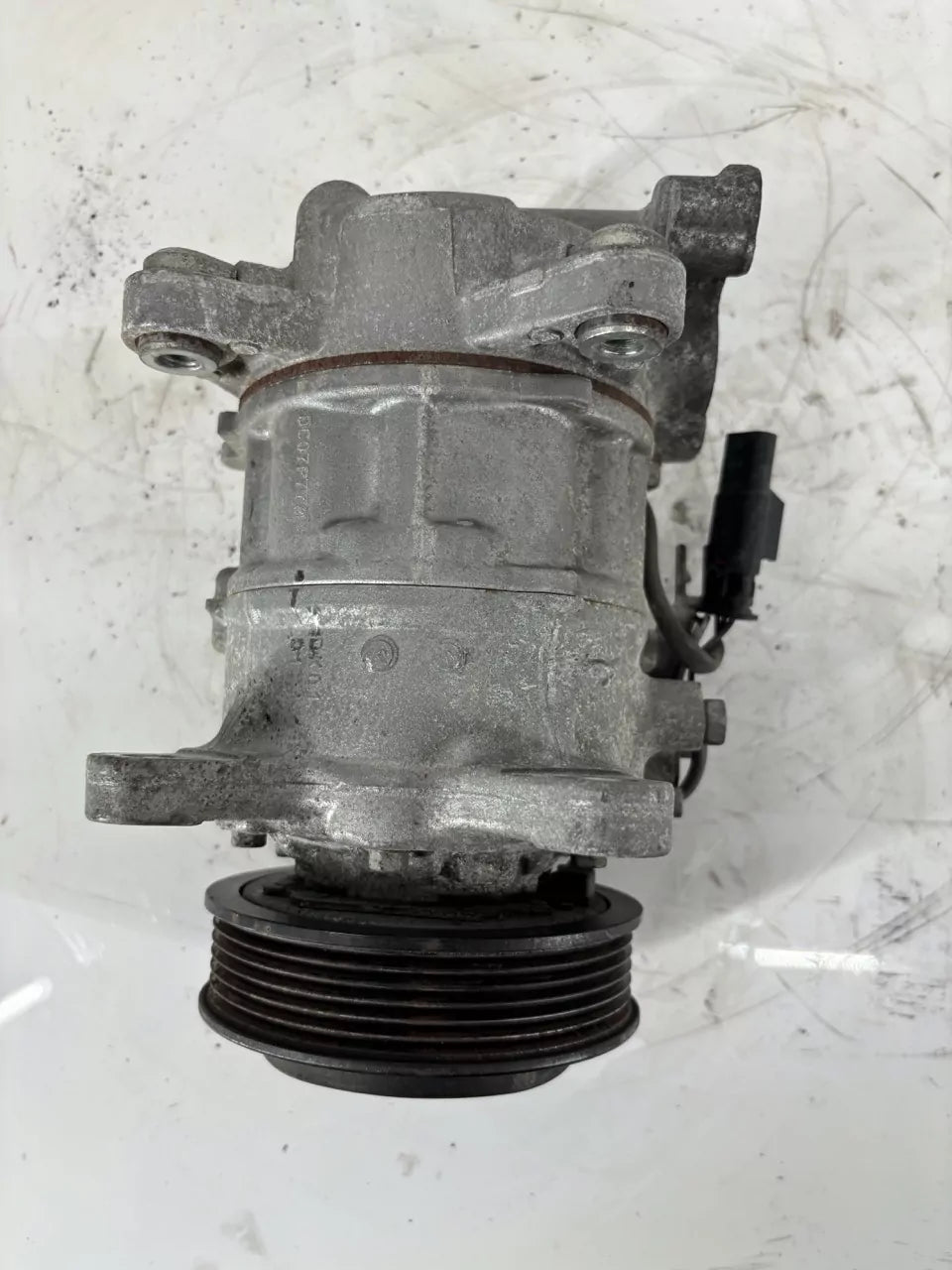 Compresor de aire acondicionado BMW 2,0 d 318d B47D20A B47 9299328