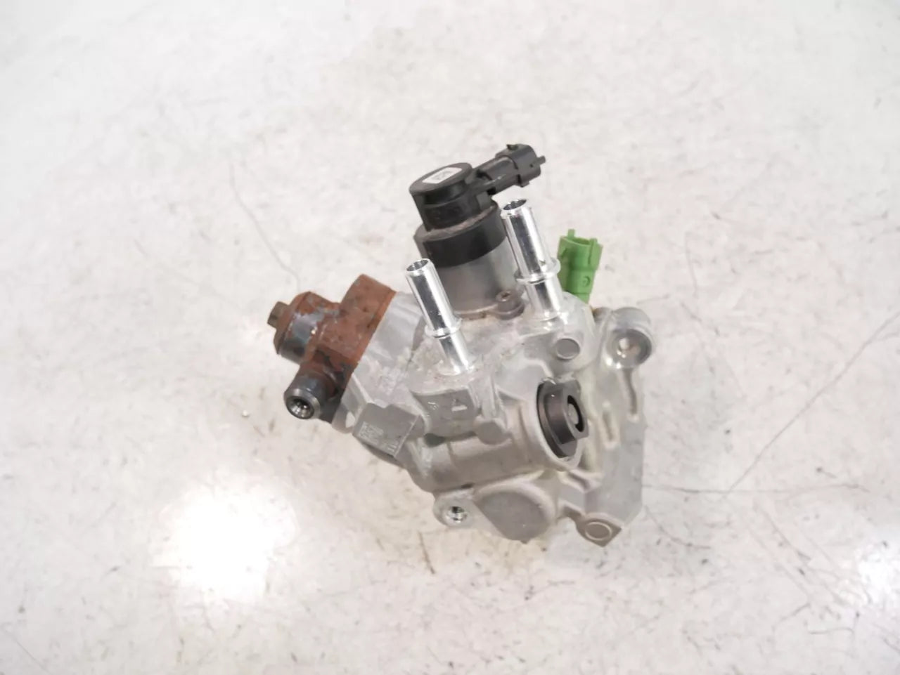 Bomba de alta presión Jaguar 2,0 MHEV 204DTY AJ21D4 M4D3-9B395-AB