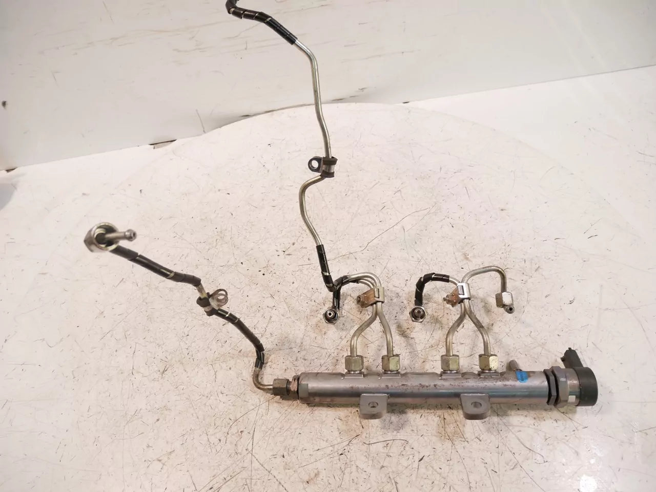 Rampa inyectora Land Rover 3,0 V6 SDV6 306DTA 306DT CK5Q-9D280-CC