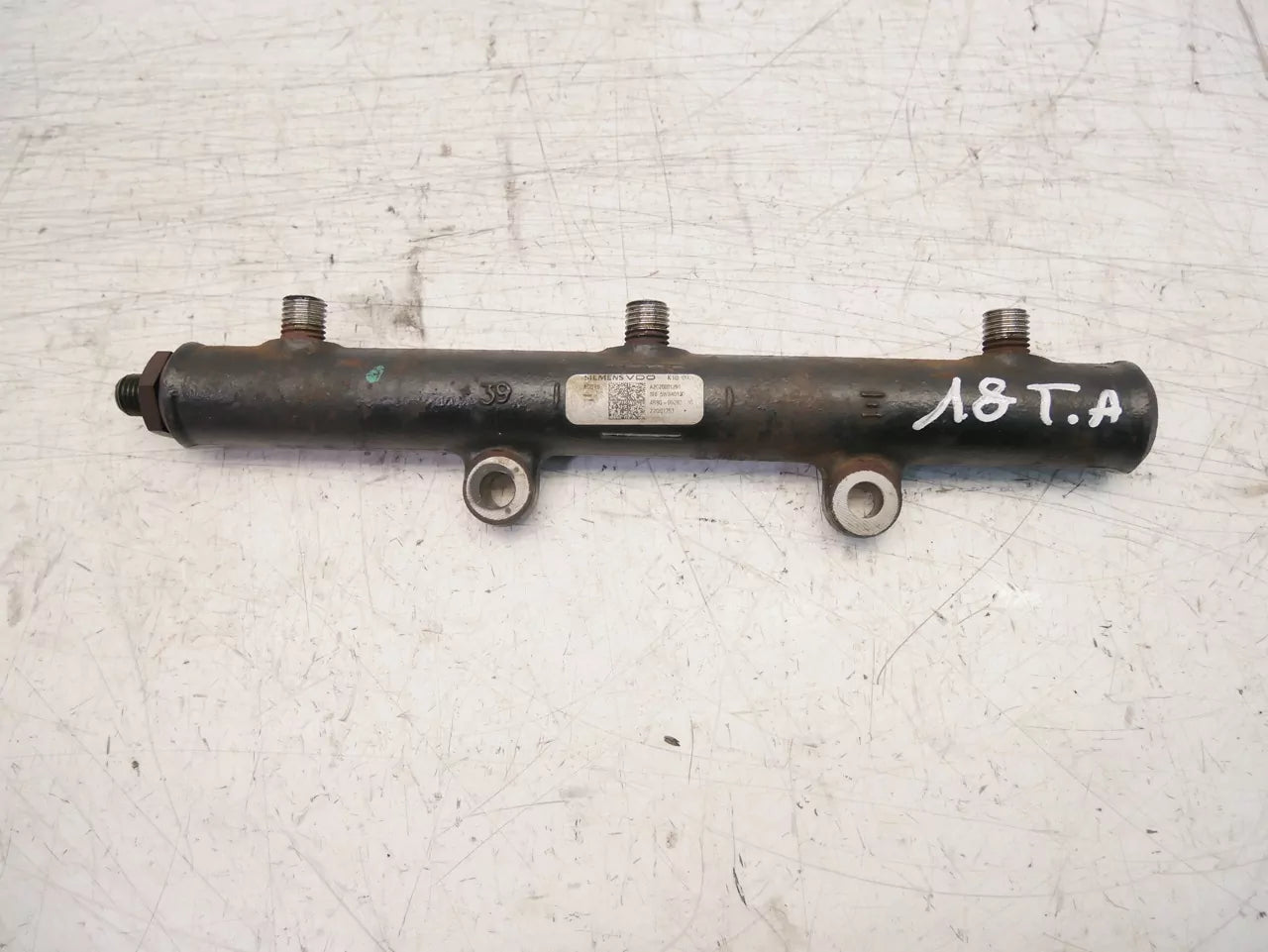 Rampa inyectora Land Rover 2,7 V6 4x4 276DT AJD 4R8Q-9D280-BC