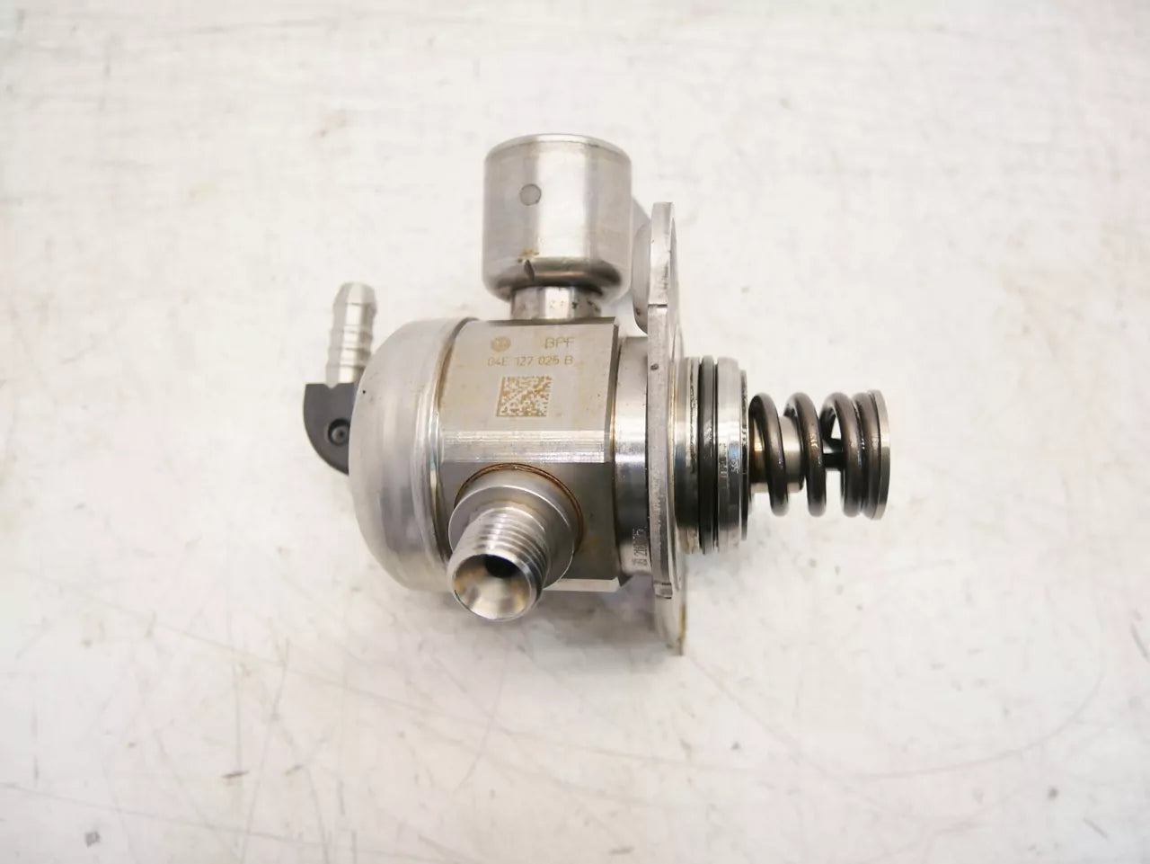 Bomba de combustible Audi Seat Skoda Volkswagen 1,4 TFSI CZCA CZC 04E127025B