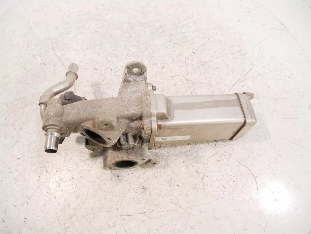 Refrigerador de gases escape Nissan Renault 2,3 dCi M9T726 M9T 147355889R