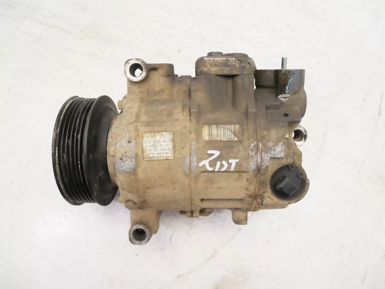 Compresor de aire acondicionado Volkswagen 2,0 TDI CAAB CAA 7E0820803G