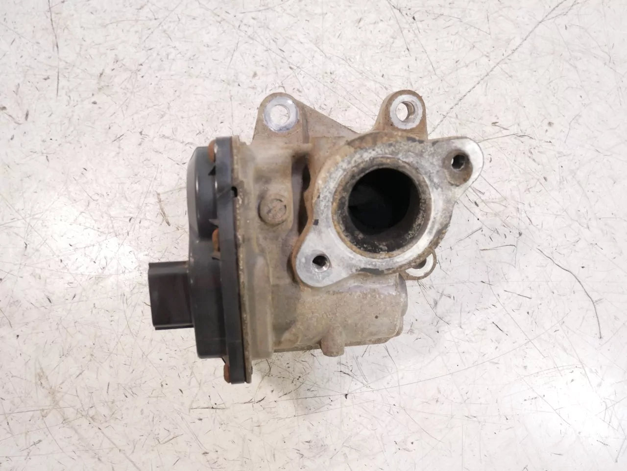Válvula EGR Nissan Opel Renault 2,3 CDTI dCi M9T704 M9T 147109869R