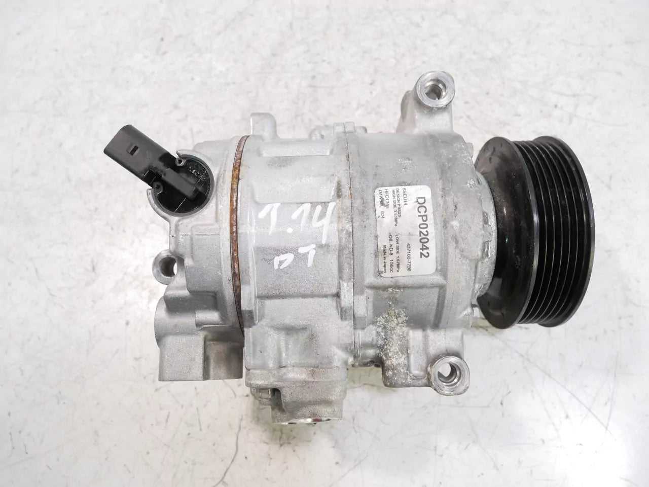 Compresor de aire acondicionado Audi 2,0 TDI CAHA CAH 437100-7790