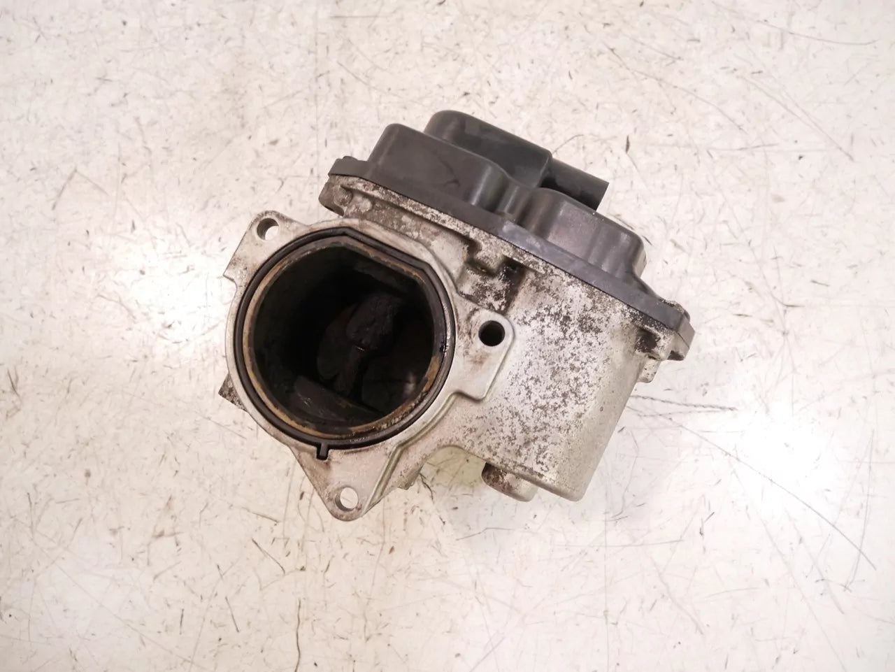 Válvula EGR Audi 2,0 TDI CAHA CAH 03L131501G