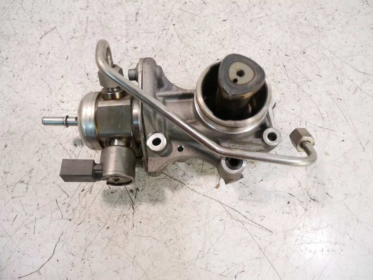 Bomba de combustible BMW 1,6 116 i 316 i N43B16A N43 7607159
