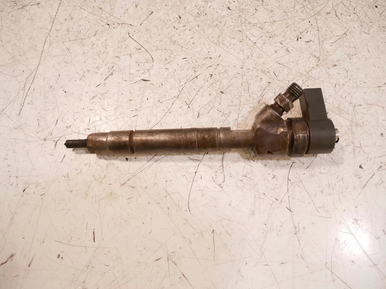 Inyector Boquilla de inyección Mercedes-Benz 2,1 311 CDI OM611.981 611.981 OM611 A6110701687