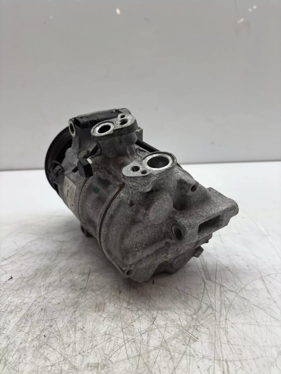Compresor de aire acondicionado Mercedes-Benz 2,2 BlueTEC OM651.921 651.921 OM651 A0008303902