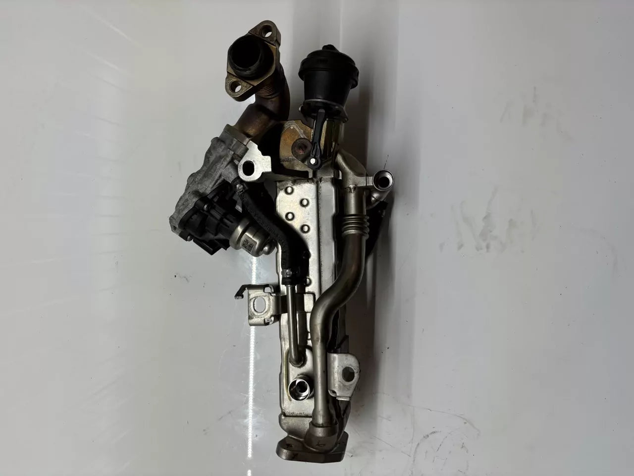 Refrigerador de gases escape BMW 2,0 d 320d B47D20A B47 8513691