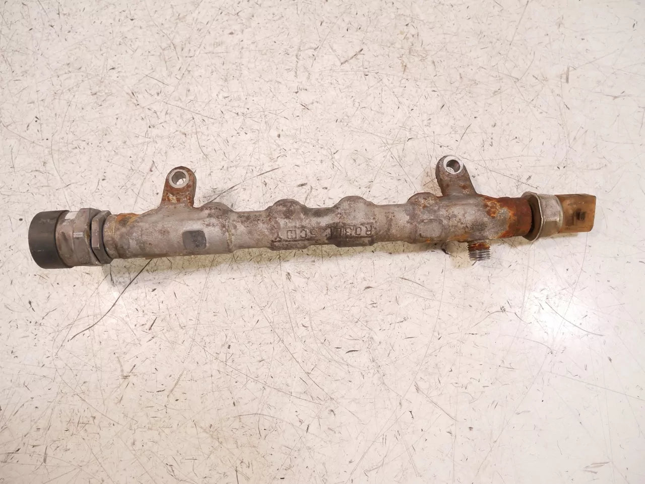 Rampa inyectora Volkswagen 2,0 TDI CKUC CKU 03L130089J
