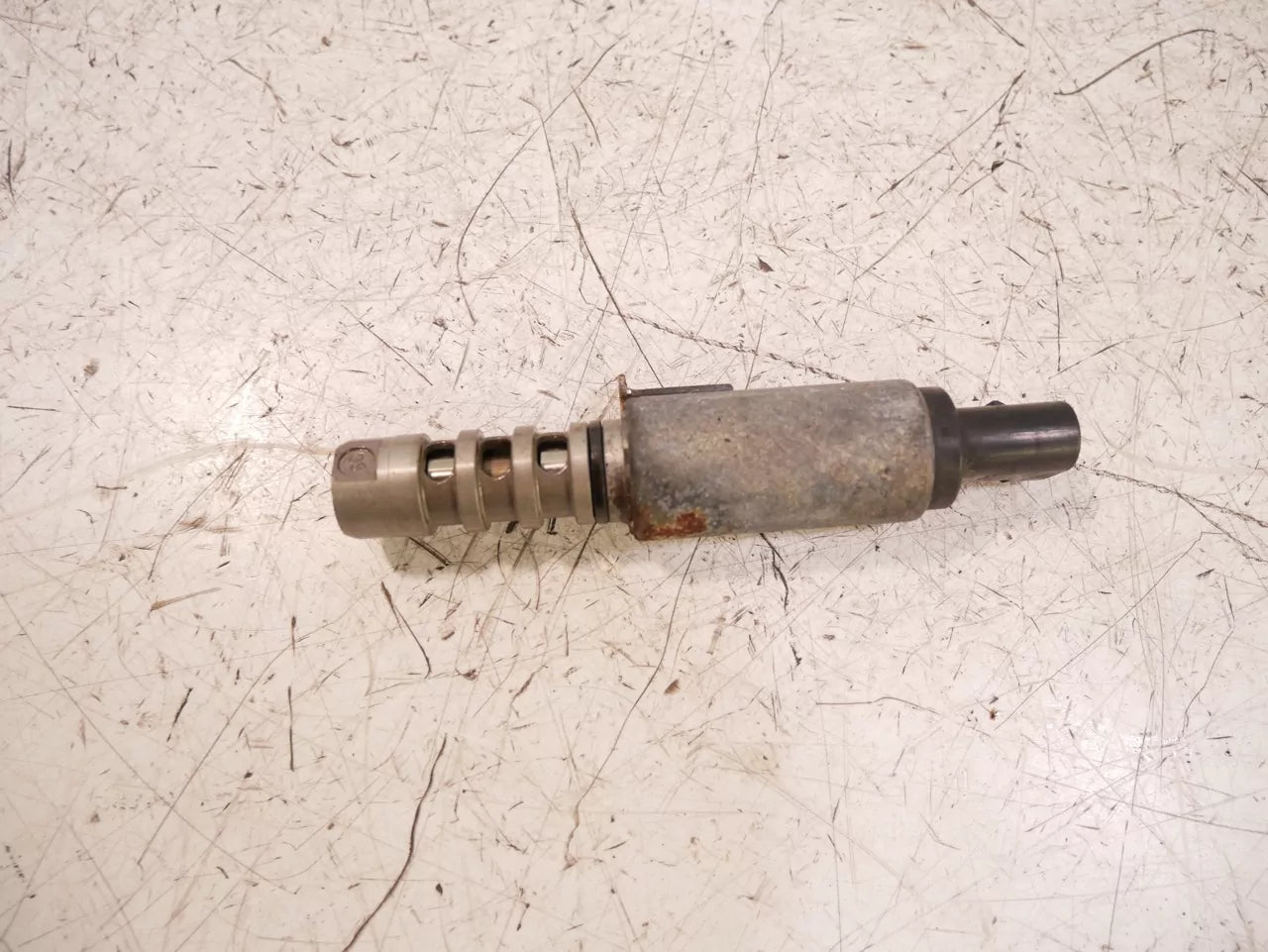 Válvula de solenoide Audi 4,2 quattro CAUA CAU 06E109257J
