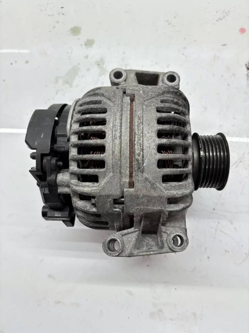 Alternador Audi 2,0 TFSI CDNB 06B903016AB