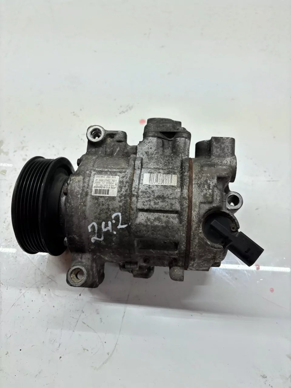 Compresor de aire acondicionado Audi 2,0 TFSI CDNB 8K0260805L