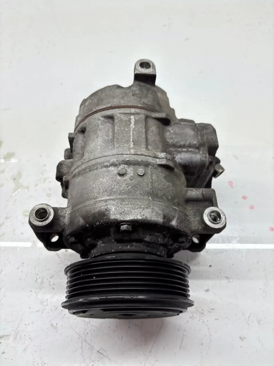 Compresor de aire acondicionado Audi 2,0 TFSI CDNB 8K0260805L