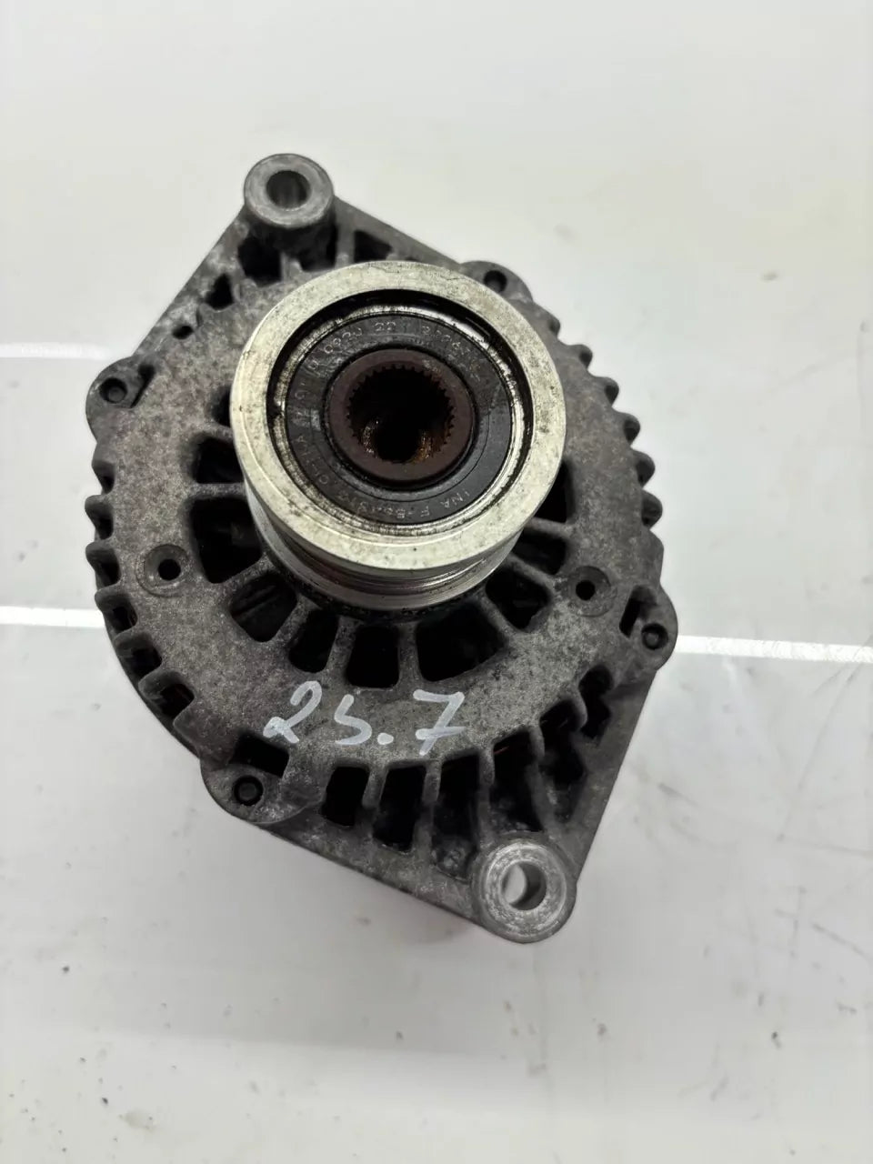 Alternador Opel Chervorlet 2,2 CDTi A22DM LNQ 13580078
