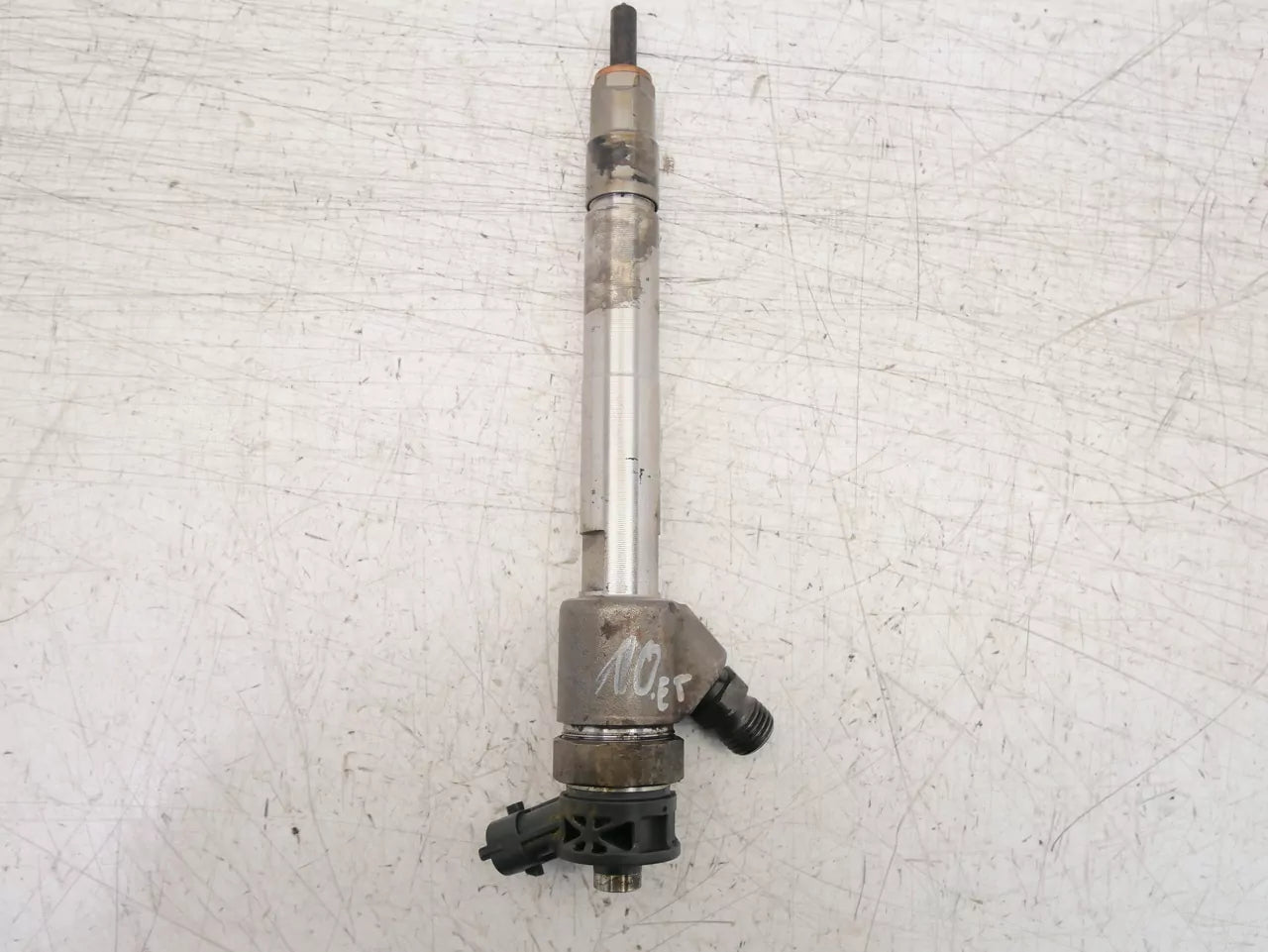 Inyector Boquilla de inyección Citroen 1,5 BlueHDI YHW DV5RE 9828959880 0445110955