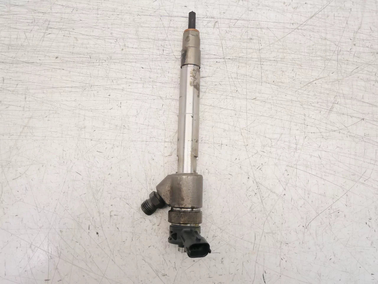 Inyector Boquilla de inyección Citroen 1,5 BlueHDI YHW DV5RE 9828959880 0445110955