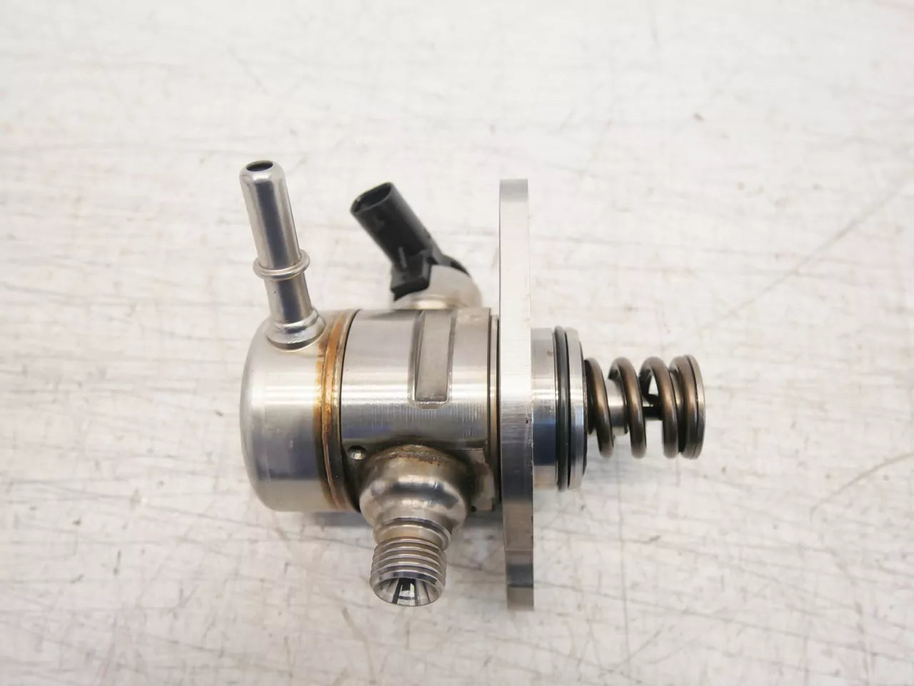 Bomba de combustible Citroen Opel Peugeot 1,2 THP HNS EB2ADTS F12XHT HN05 9812133780