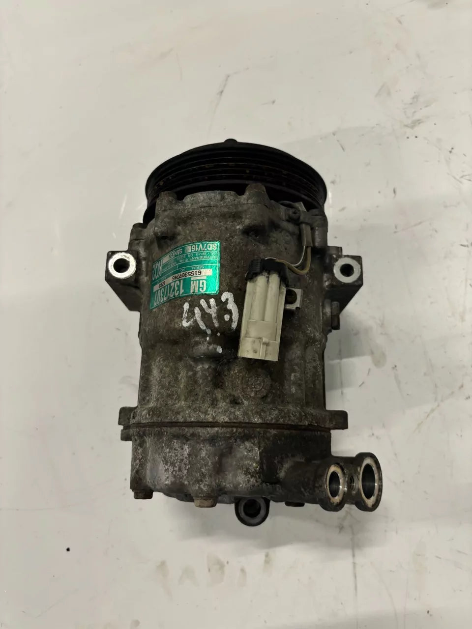 Compresor de aire acondicionado Opel 1,8 gasolina Z18XER 93197129