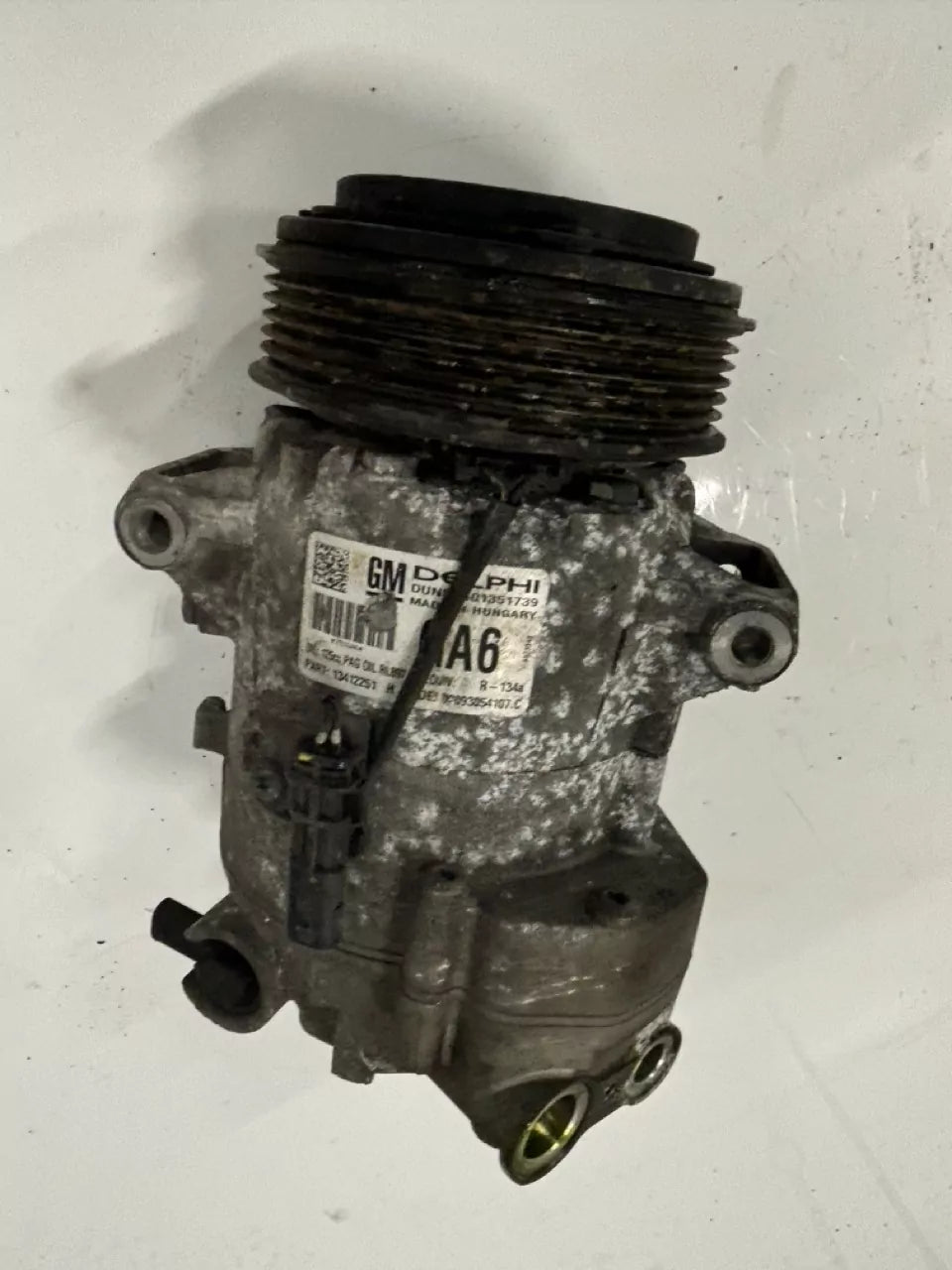 Compresor de aire acondicionado Opel 1,6 gasolina A16XER 95521421