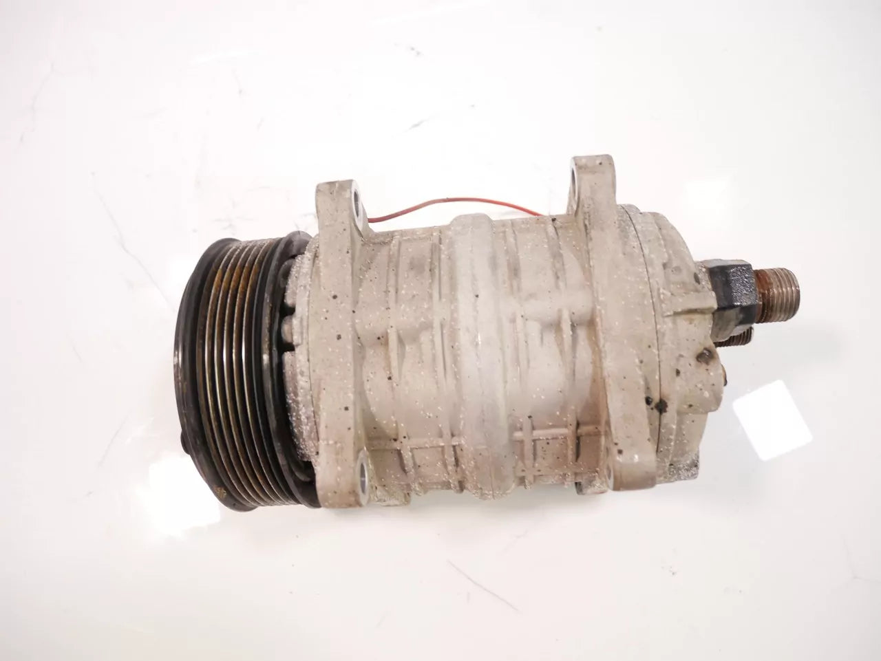Compresor de aire acondicionado Mercedes-Benz 2,2 OM651.958 651.958 OM651 0393