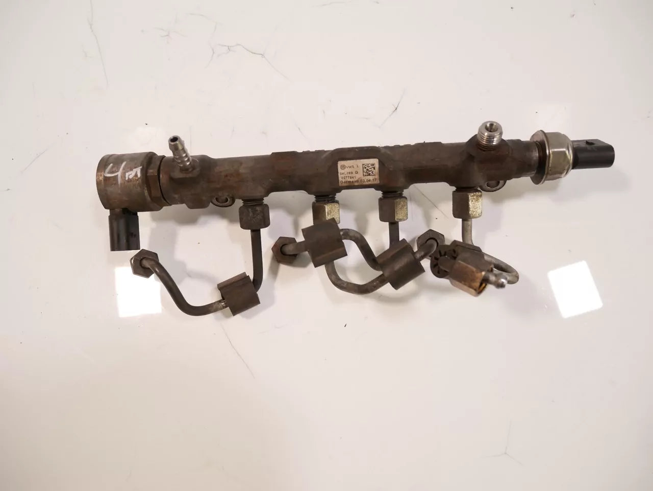 Rampa inyectora Skoda Volkswagen 2,0 TDI DFS DFSA DFSB 04L089G