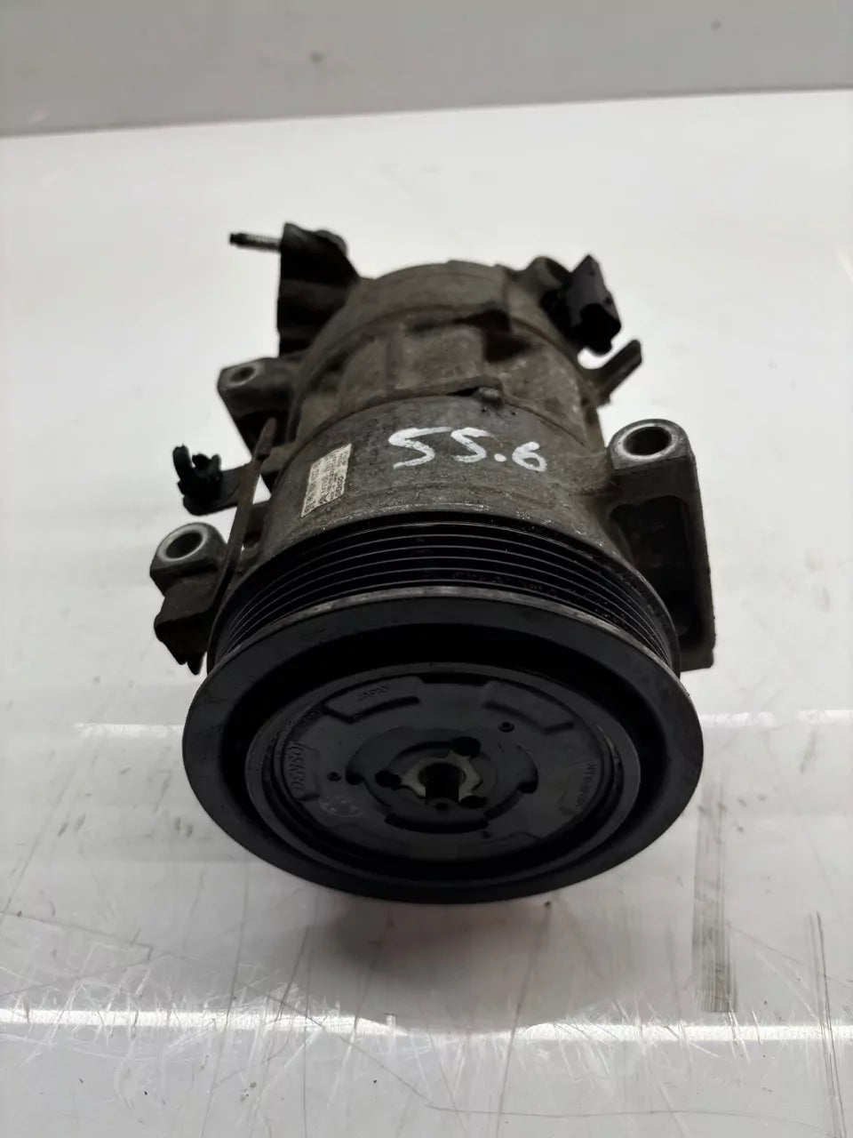 Compresor de aire acondicionado Citroen 1,6 HDi 9HP DV6D 9676862380
