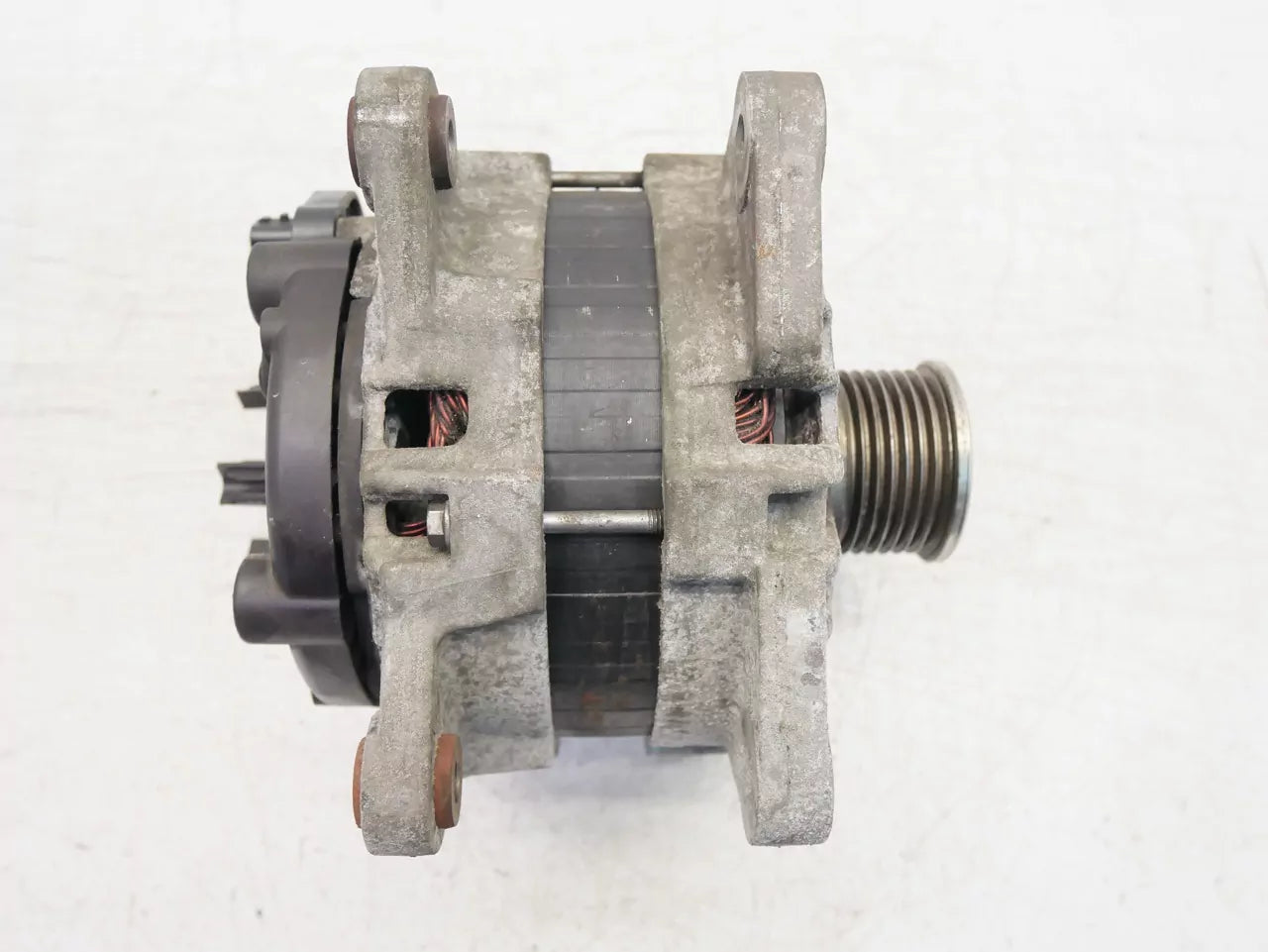 Alternador Nissan 1,2 DIG-T gasolina HRA2DDT H5F 231004BE0B