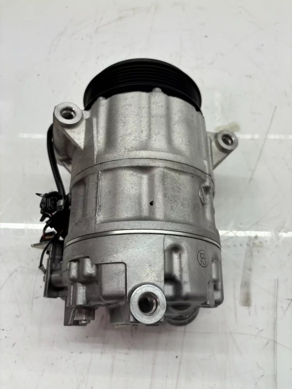 Compresor de aire acondicionado Land Rover 2,0 D165 204DTY AJ21D4 MK72-19D629-BA
