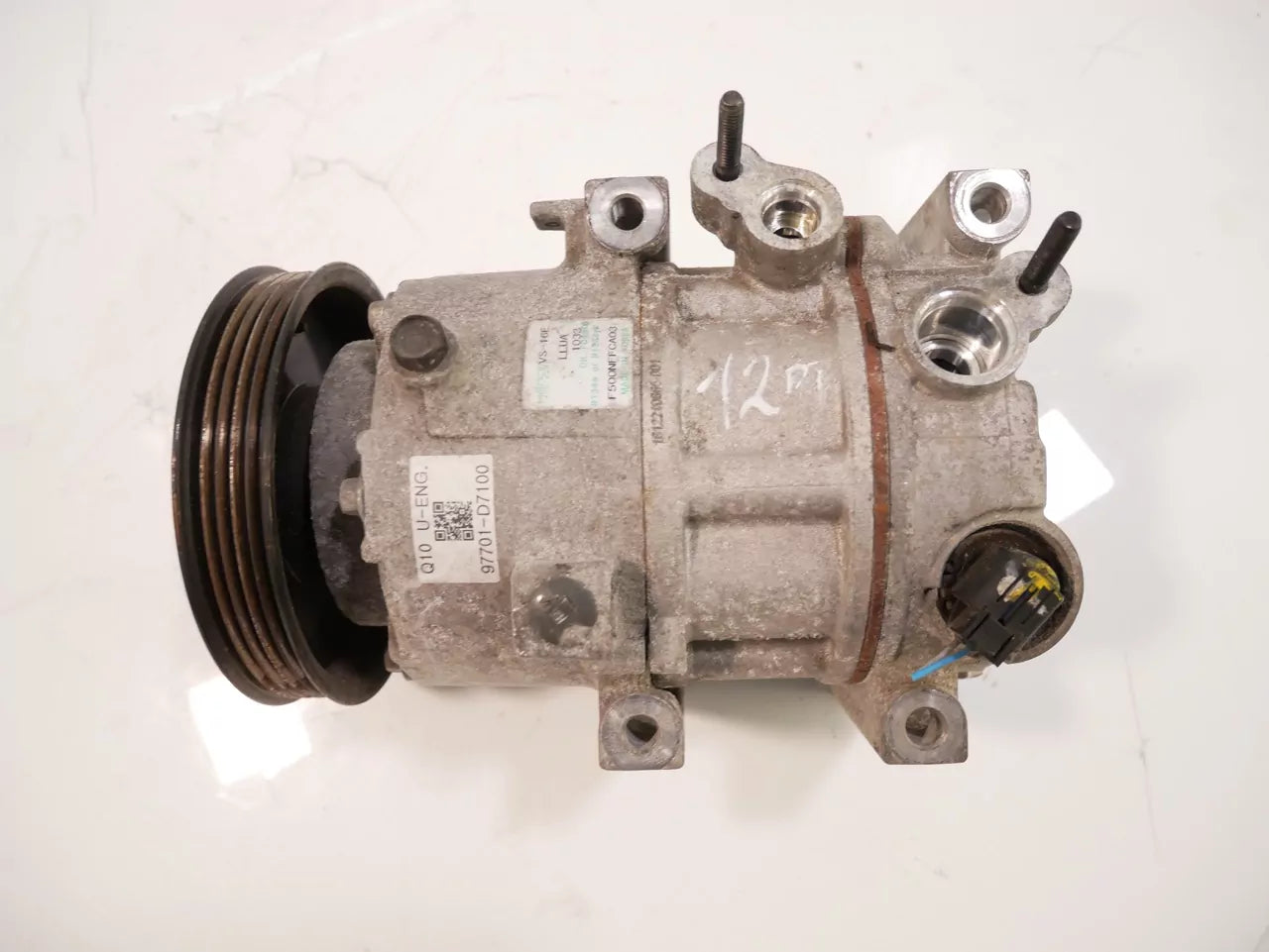 Compresor de aire acondicionado Hyundai Kia 1,7 CRDI Euro6 D4FD 97701-D7100