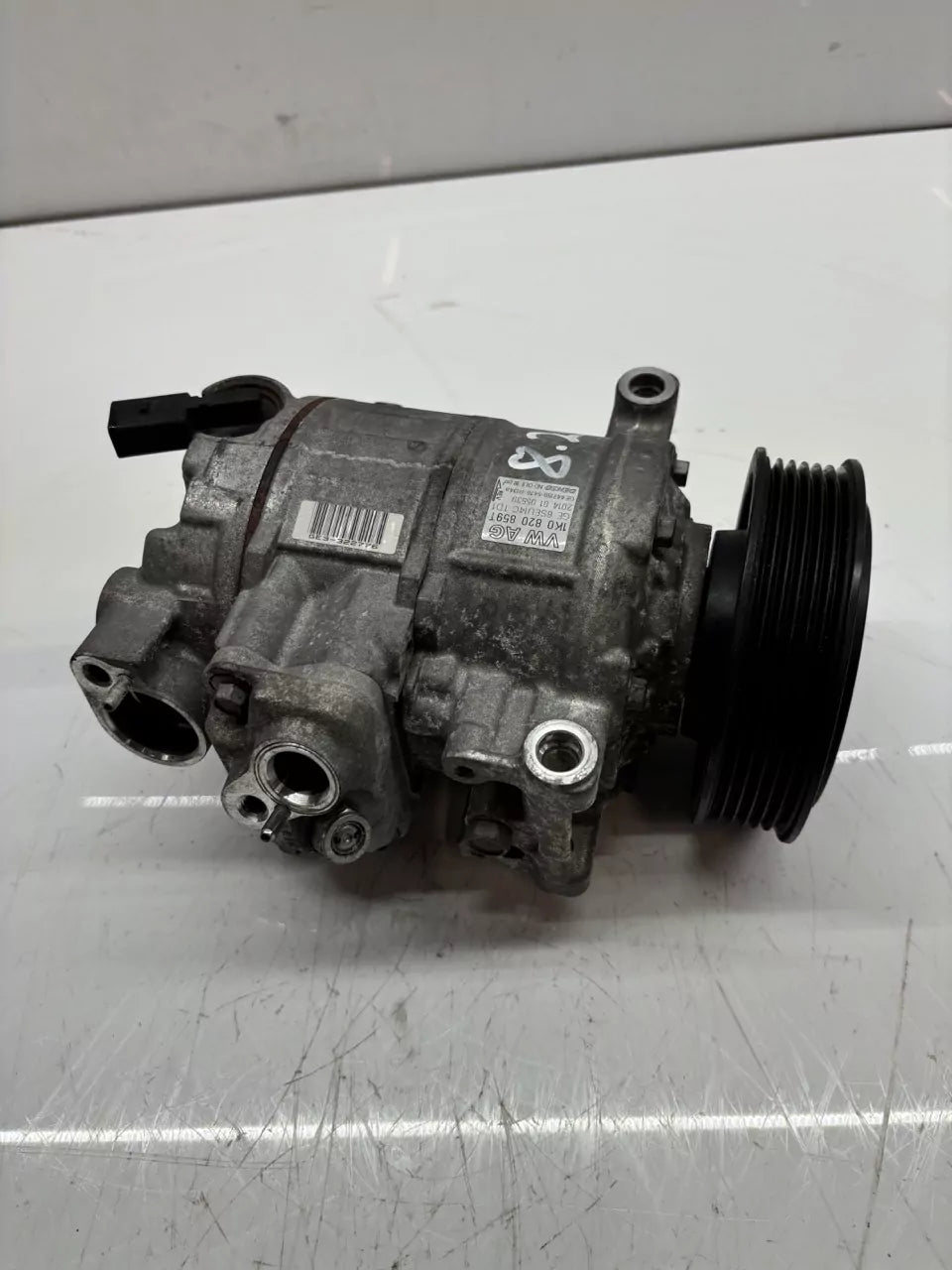 Compresor de aire acondicionado Audi 2,0 TFSI CDLB CDL 1K0820859T