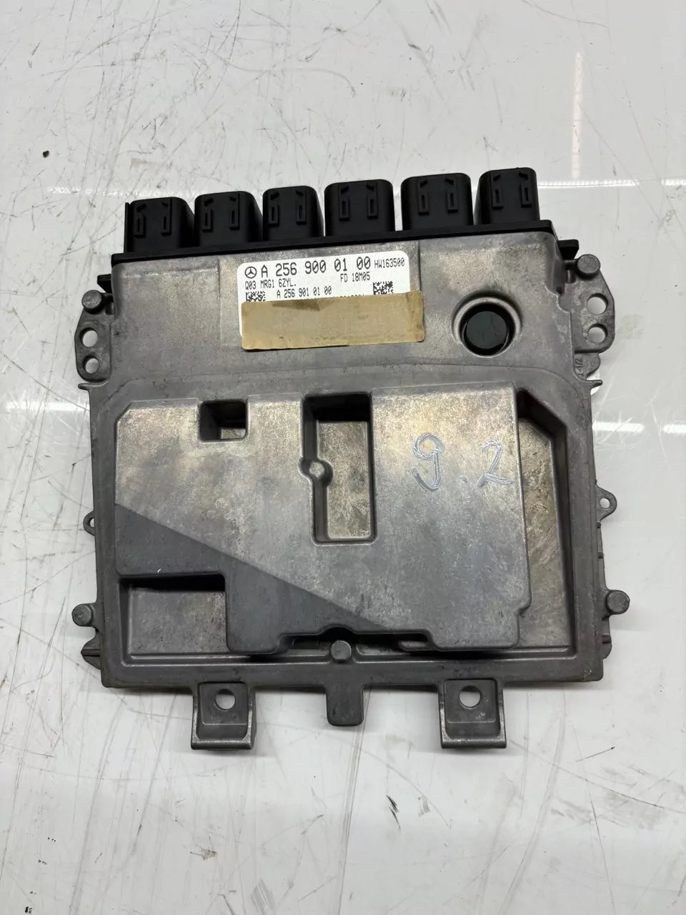 Unidad de control Mercedes-Benz 3,0 EQ Boost 4-matic M256.930 M256 256.930 A2569000100
