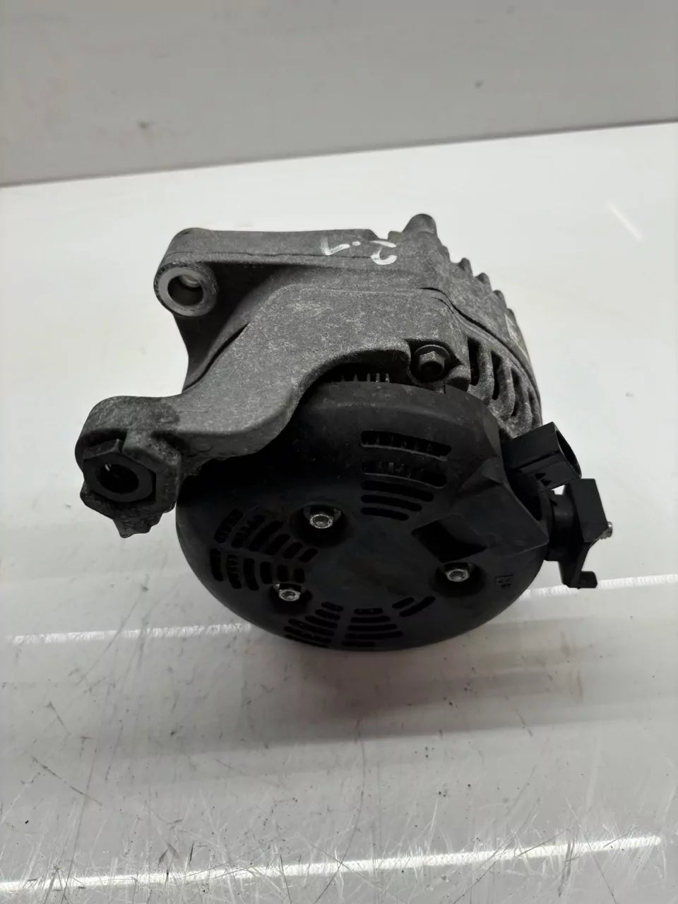 Alternador BMW 2,0 d xDrive 20d B47D20A B47 7646814