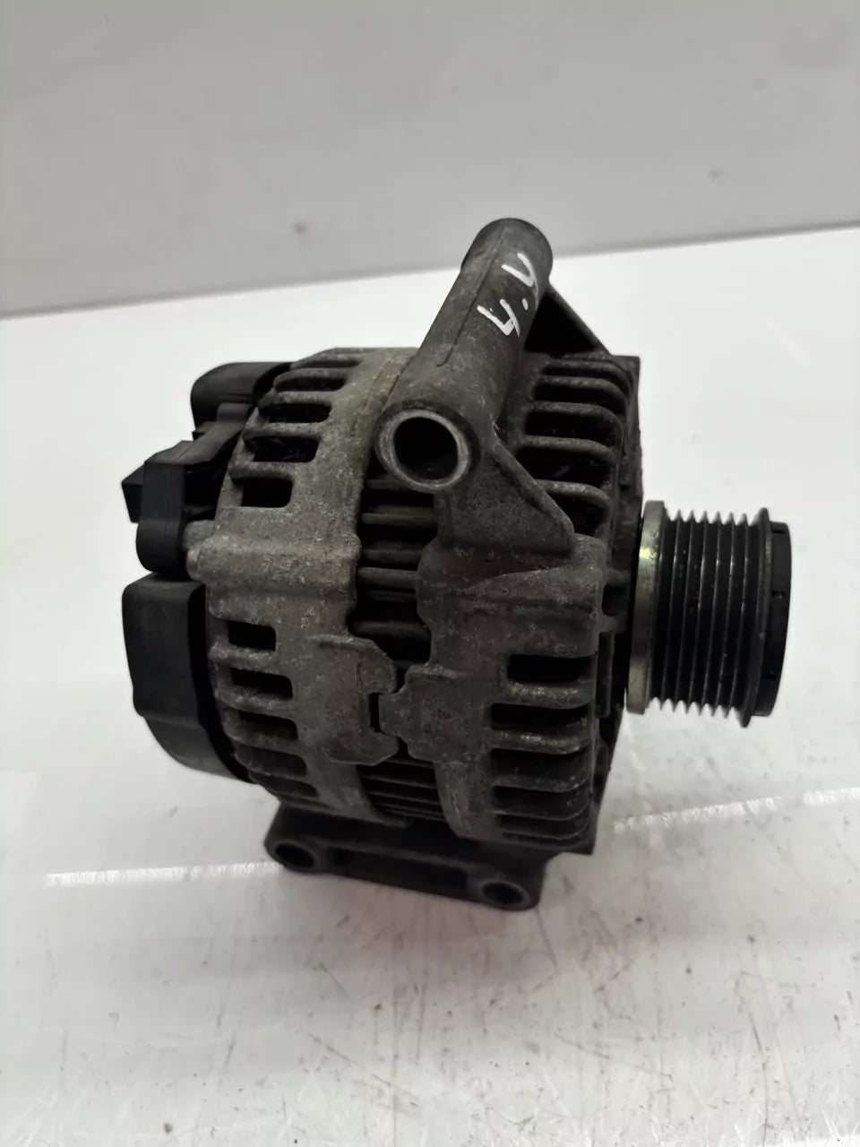 Alternador Land Rover 2,4 TD4 DT244 244DT PUMA 6C1T-10300-CD