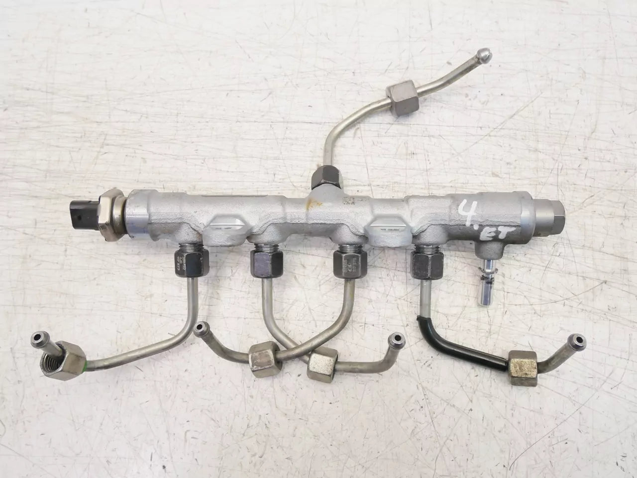 Tubo de raíl Citroen Peugeot Berlingo 1.5 BlueHDI YHY DV5RD YH01 9821399680
