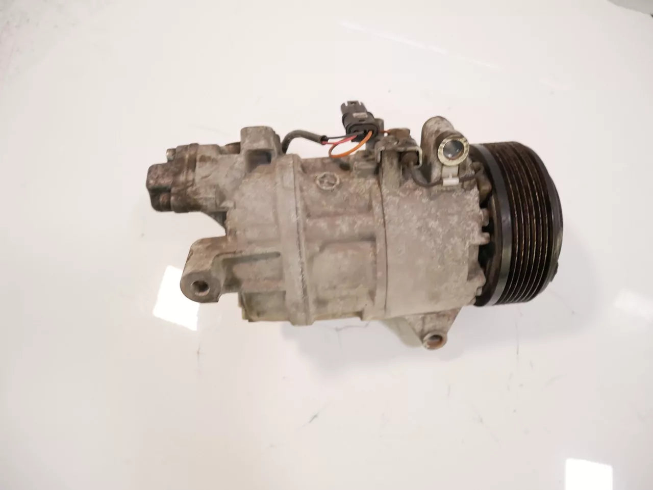 Compresor de aire acondicionado BMW Serie 3 E90 E91 E92 E93 2.0 i N43B20A N43 9182794
