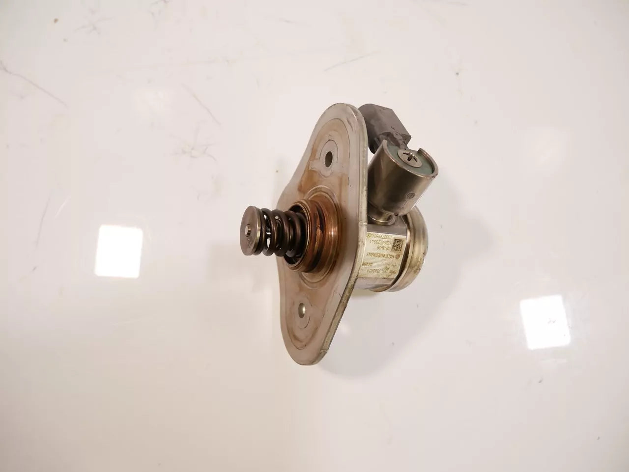 Bomba de combustible BMW Serie 3 E90 E91 E92 E93 2.0 i N43B20A N43 7562473