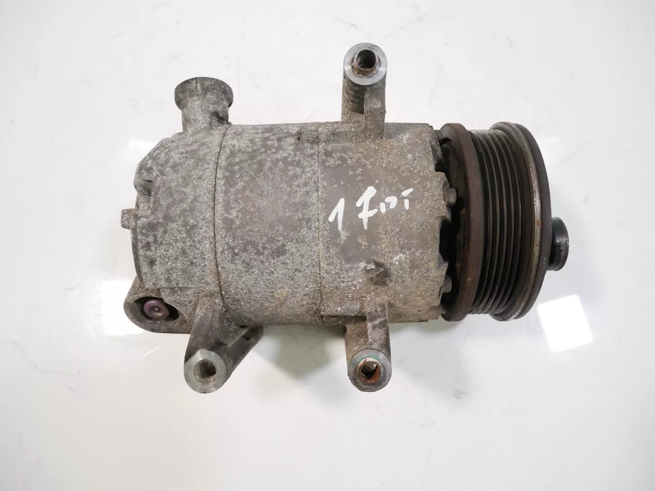 Compresor de aire acondicionado Land Rover Freelander 2 2.2 224DT DW12BTED4 6G91-19D629-FG