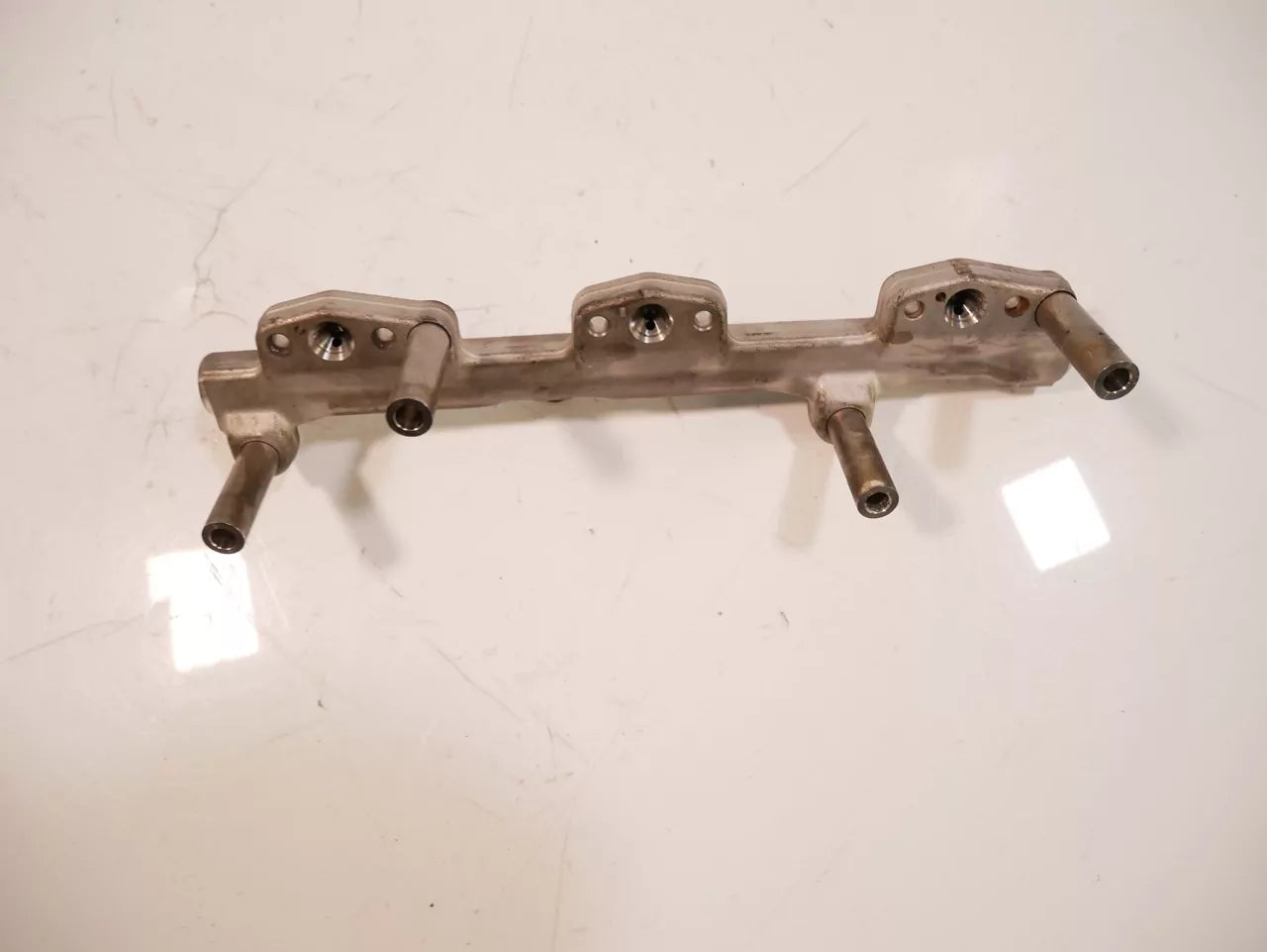 Rampa inyectora BMW Serie 1 F20 F21 3.0 M140 i xDrive B58B30A B58 8665635