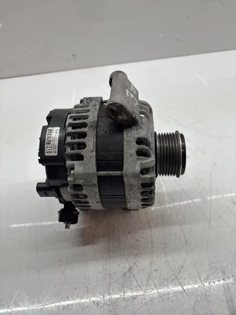 Alternador Ford Ranger TKE 3.2 TDCI SA2S EB3T-10300-DB