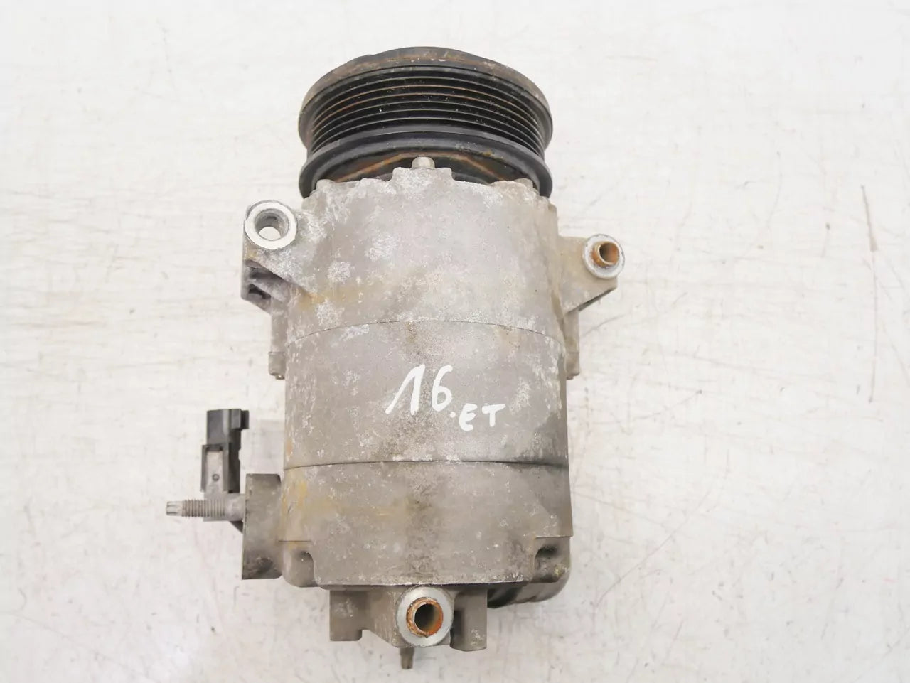 Compresor de aire acondicionado Ford Fiesta B-Max 1.0 EcoBoost M1JH C1B1-19D629-AH