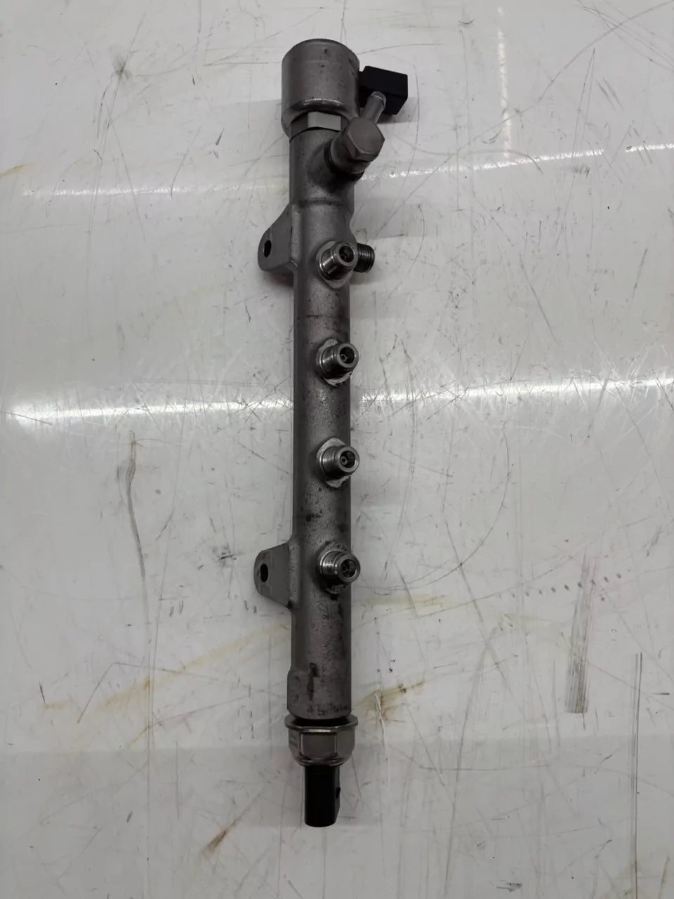 Tubo de raíl Mercedes-Benz 2.2 CDI OM651.924 651.924 OM651 A6510700495